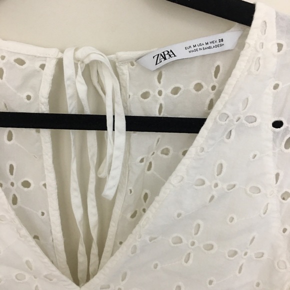 ✨3/$30✨Zara Embroidered Mini Dress with Pockets! - Picture 3 of 6